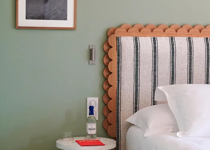 De La * Lège-Cap-Ferret