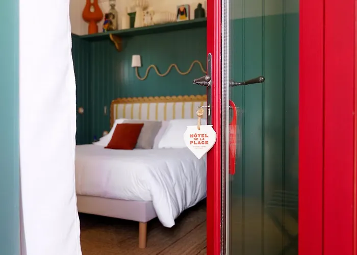 De La * Lège-Cap-Ferret