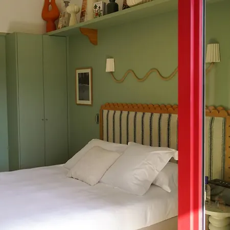 De La * Lège-Cap-Ferret