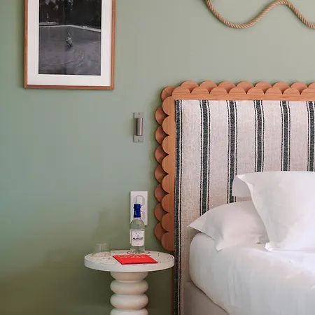 De La * Lège-Cap-Ferret