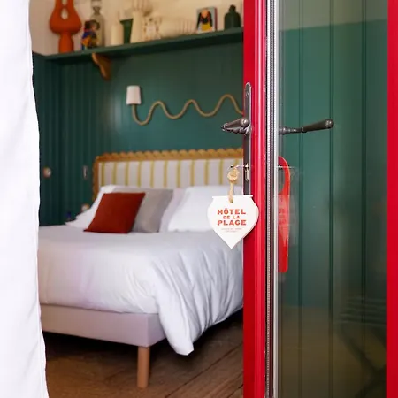 De La * Lège-Cap-Ferret